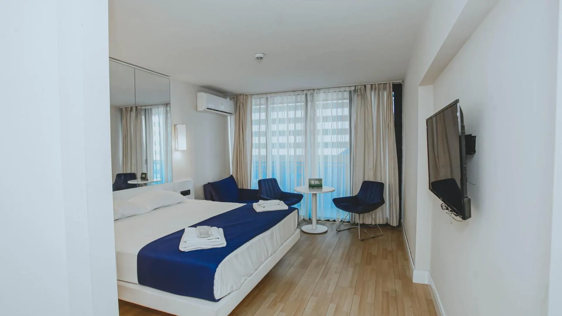 Room Number 1832 Batumi